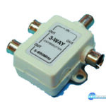 Διακλαδωτήρας πλαστικός και επίγειος 5-1200 MHz. 1 είσοδο 3 έξοδοι